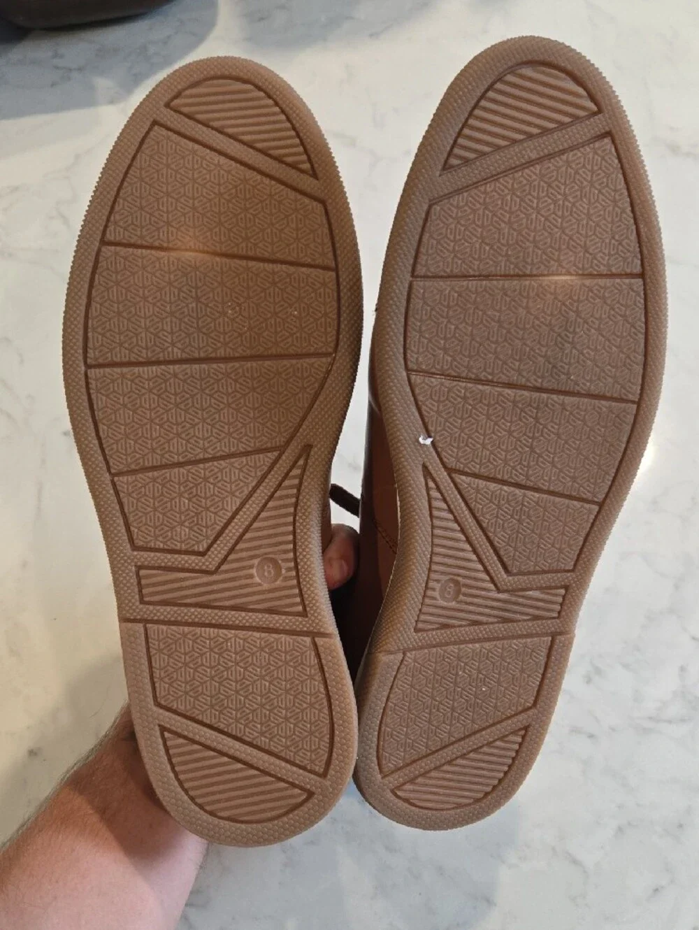 Men's Casual Low-Top Sneakers in Brown
